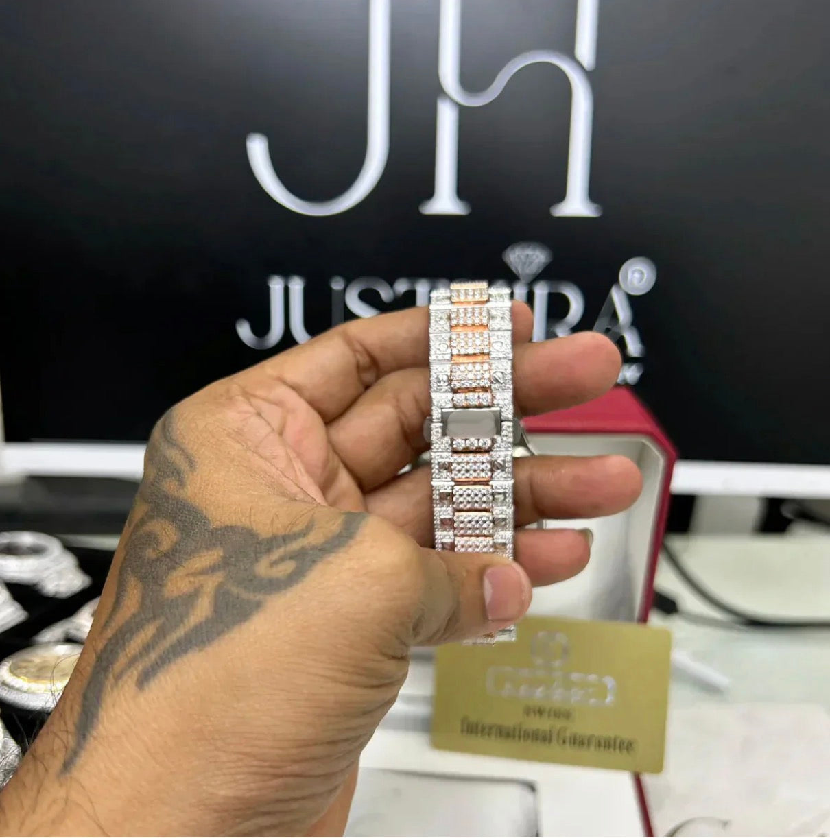 1:1 Moissanite Cartier Watch